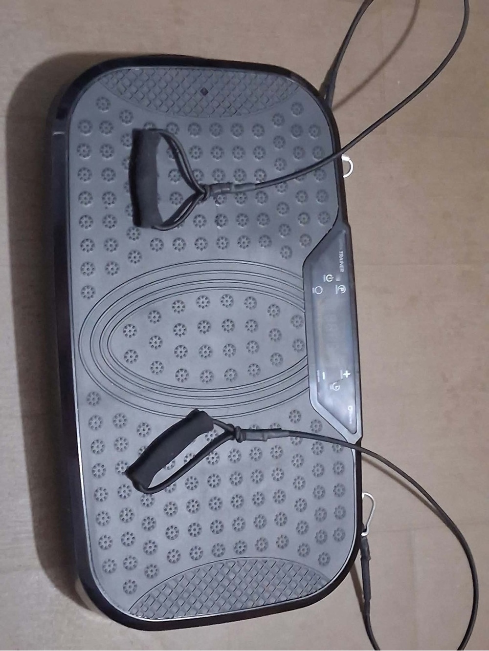 Black Vibration Platform Fitness Step with Resistance Bands